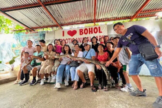 Shared Tour to Chocolate Hills, Tarsiers, & River Lunch in Bohol - Key Points