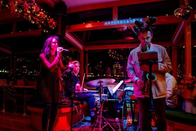 Shared Traditional Music and Hymns Christmas Tour in New York - An In-Depth Look at the Experience