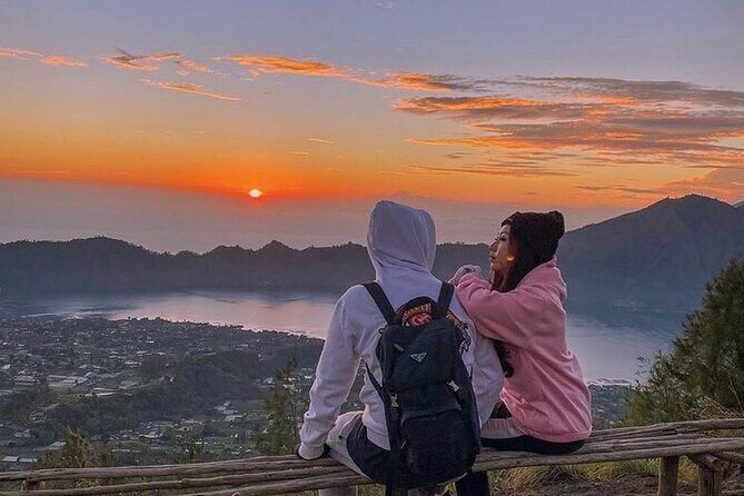 Sharing Group Sunrise Mount Batur Hike - The Sum Up