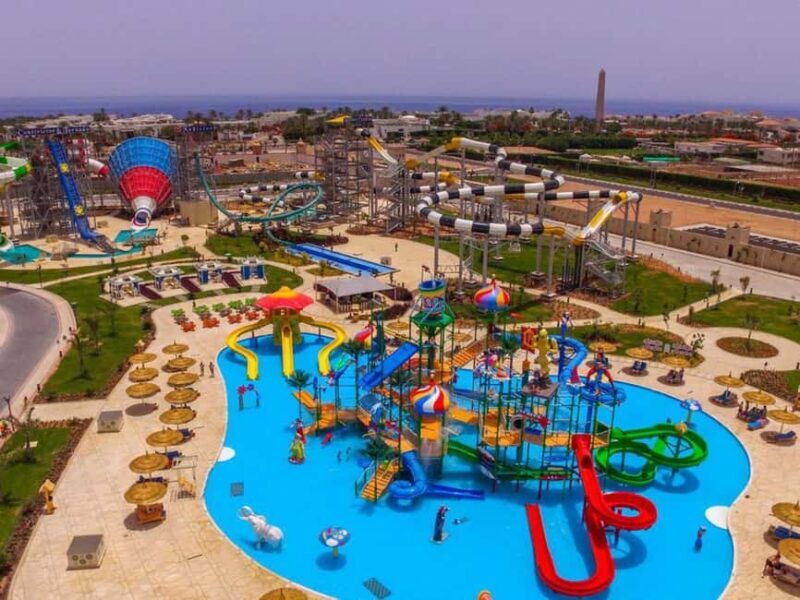 Sharm El-Sheikh: Albatros Aqua Park with Lunch & Transfers - Who Should Consider This Tour?