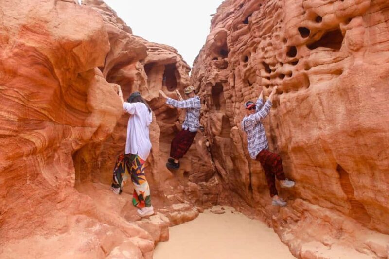 Sharm El-Sheikh: Jeep Adventure to Blue Hole, Canyon & Dahab - Key Points