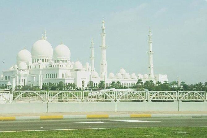 Sheikh Zayed Grand Mosque Abu Dhabi ! Private Tour from Dubai - Who Should Consider This Tour?