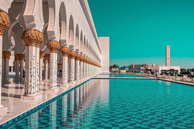 Sheikh Zayed Grand Mosque with Ferrari World from Dubai - FAQ