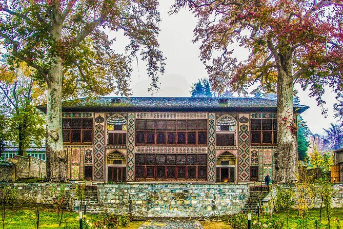 Sheki Cultural and Historical Shared Tour - Key Points