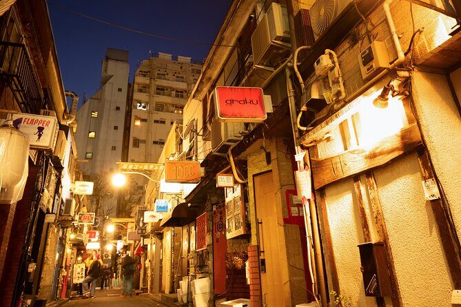 Shinjuku Local Bar Hopping with Dinner and Local Guide - Why This Tour Might Be Right for You