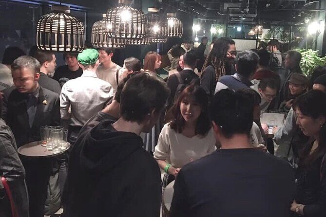 Shinjuku Locals &Traveller Meet&Drink Experience Solo going Party - The Sum Up