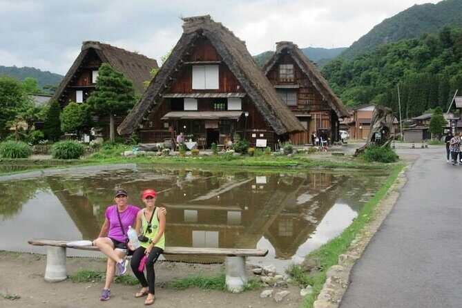 Shirakawago Day Trip: Government Licensed Guide & Vehicle from Kanazawa - The Sum Up
