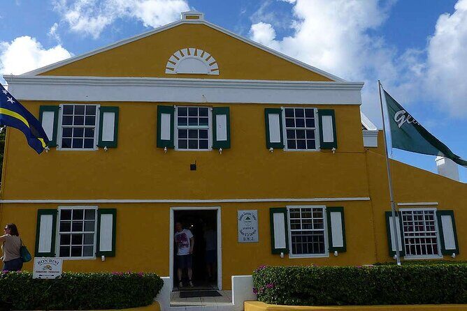 Shop and Beach Guided Tour in Curacao City - Stop at Seri Domi Viewpoint: The Photo Haven