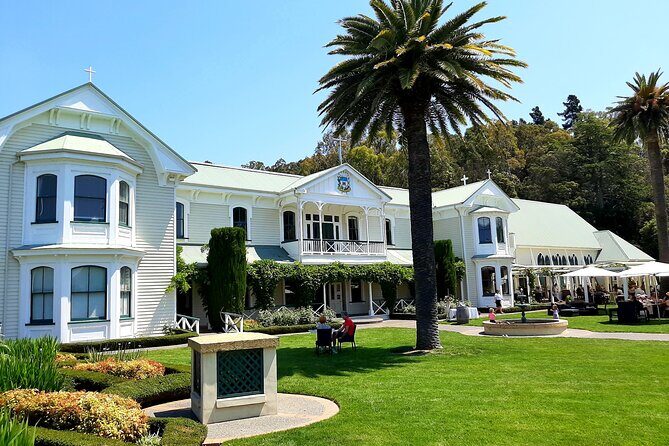 Shore Excursion: Napier/ Hawke's Bay & Premium Wineries tour - Authentic Experiences and Guide Insights