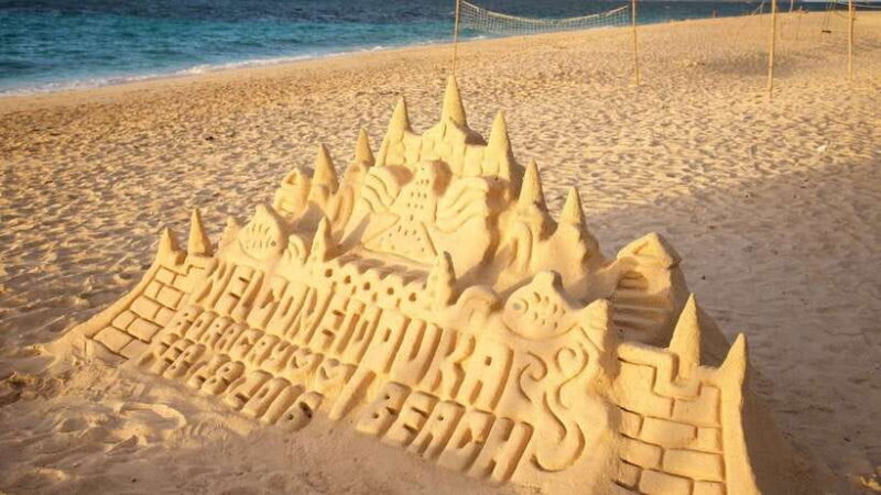 Shoreline Flavors: Boracay Island Tour with Buffet Lunch - The Sum Up