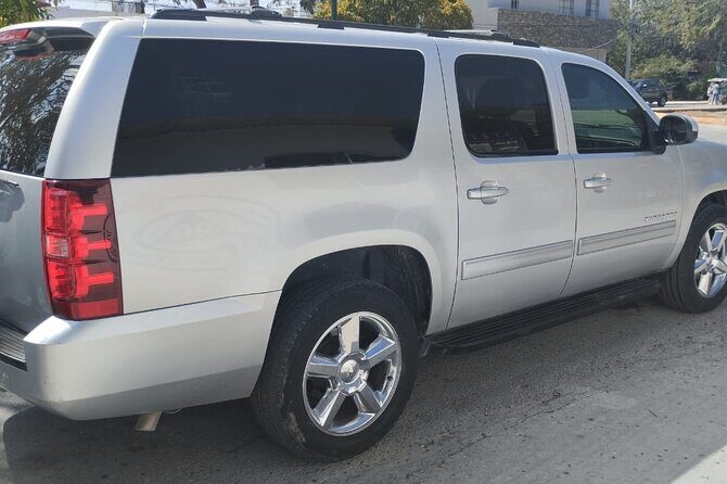 Shuttle Service Cancun Airport Hotel Zone 1 to 6 Persons - What You Can Expect from This Cancun Airport Transfer