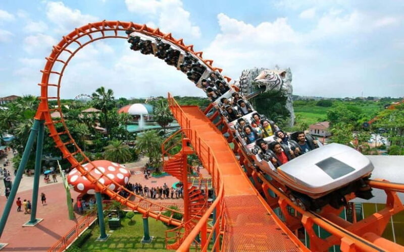 Siam Amazing Park Entry Ticket with Buffet Lunch (NON THAI) - Key Points