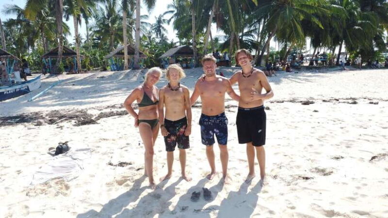 Siargao:Tri Island Hopping Naked Island, Daku, Guyam w/Lunch - Key Points