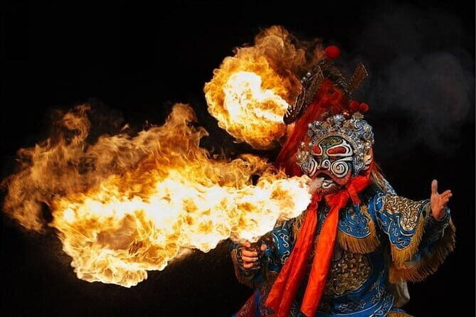 Sichuan Opera with face-changing at Jinjiang historic theater - Authenticity and Cultural Significance