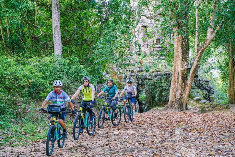 Siem Reap: Angkor Sunset Bike & Boat Tour w/ Drinks & Snacks - The Tour’s Practicalities and Pacing