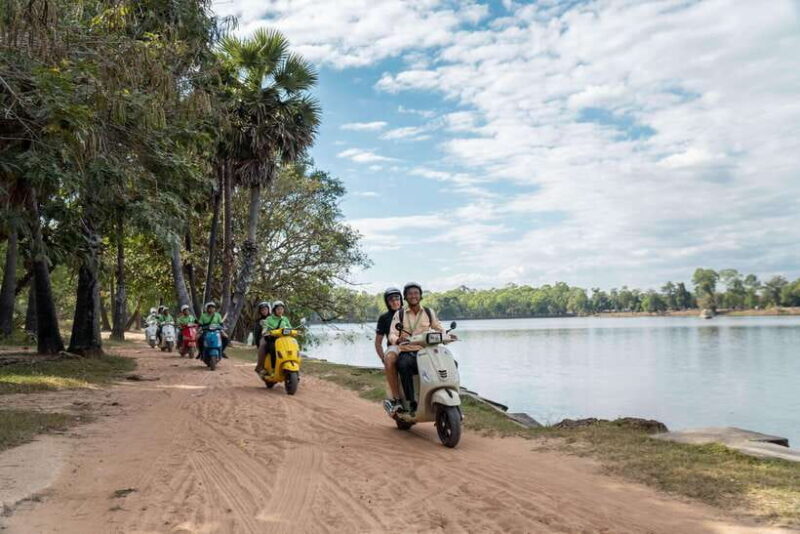 Siem Reap: Angkor Twilight & Boat Vespa Adventure - Key Points
