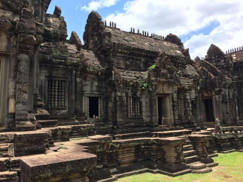 Siem Reap: Angkor Wat, Angkor Thom, and Banteay Srei Tour - Who Should Consider This Tour?