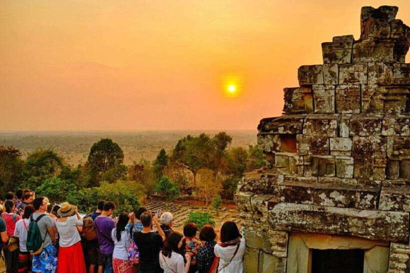Siem Reap: Angkor Wat Small-Group Full Day Tour and Sunset - A Deep Dive into the Experience