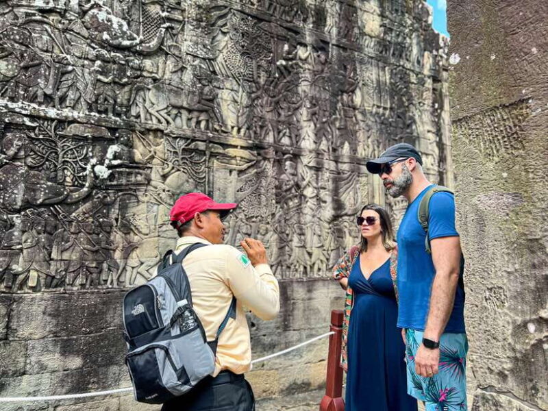 Siem Reap: Angkor Wat Small-Group Sunrise Tour & Breakfast - Authenticity and Audience