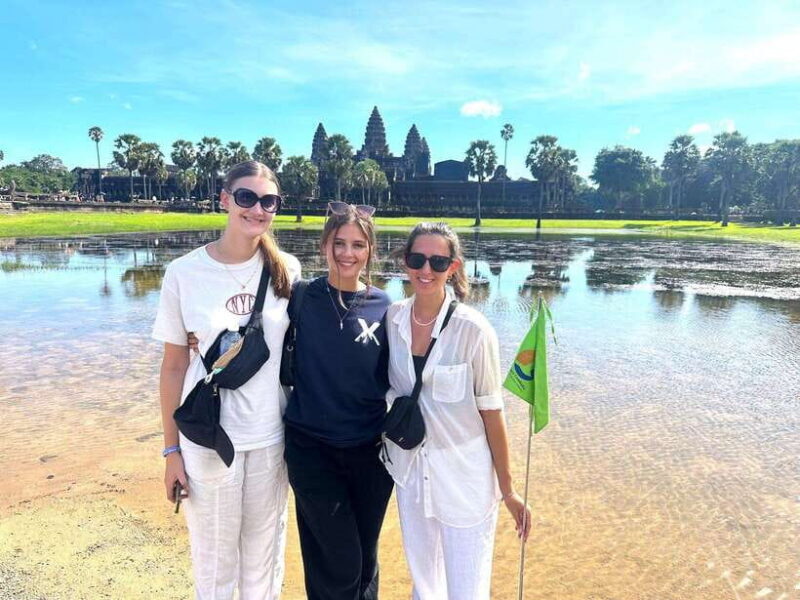 Siem Reap: Angkor Wat with German or English Guided Tour - Key Points
