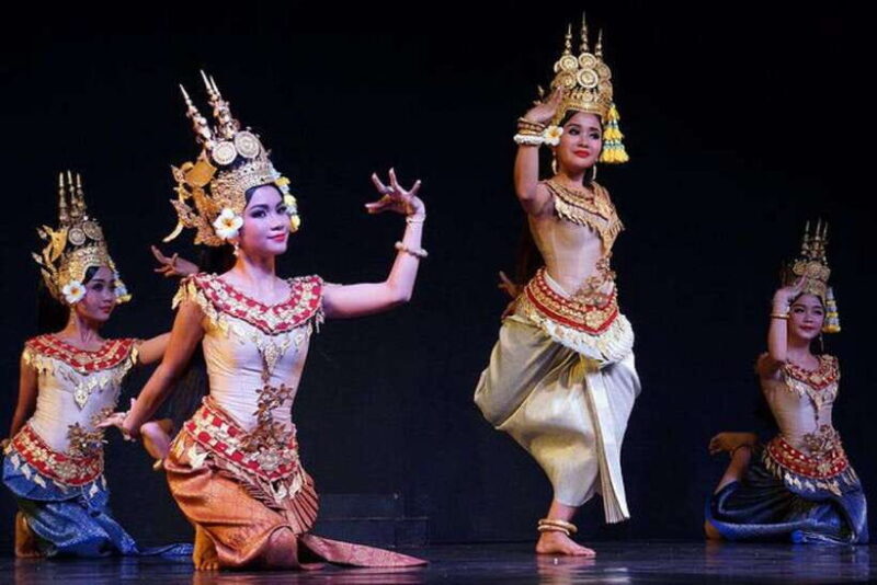 Siem Reap: Apsara Dance Show and Dinner with Hotel Pickup - Key Points