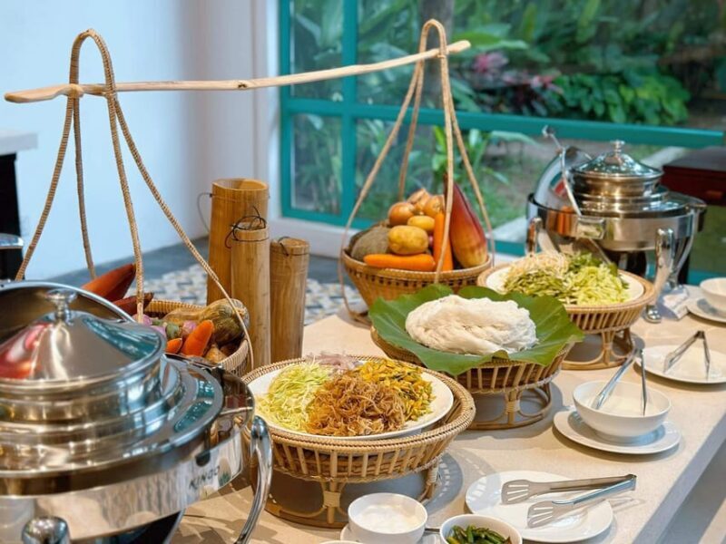 Siem Reap: Apsara Dance Show and Dinner with Hotel Pickup - Who Should Consider This Experience?