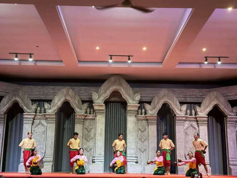 Siem Reap: Apsara Show Including Dinner & Hotel Pickup - An Honest Look at the Experience