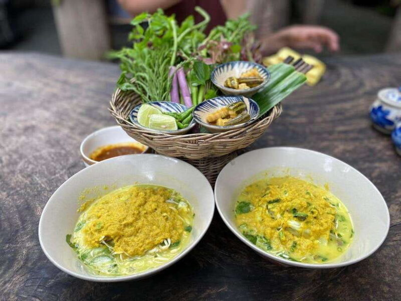 Siem Reap: Evening Food Tour with 10 Local Tastings - Key Points