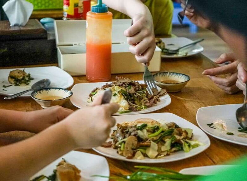 Siem Reap: Evening Food Tour with 10 Local Tastings - The Iconic Phum N’Banh Chok