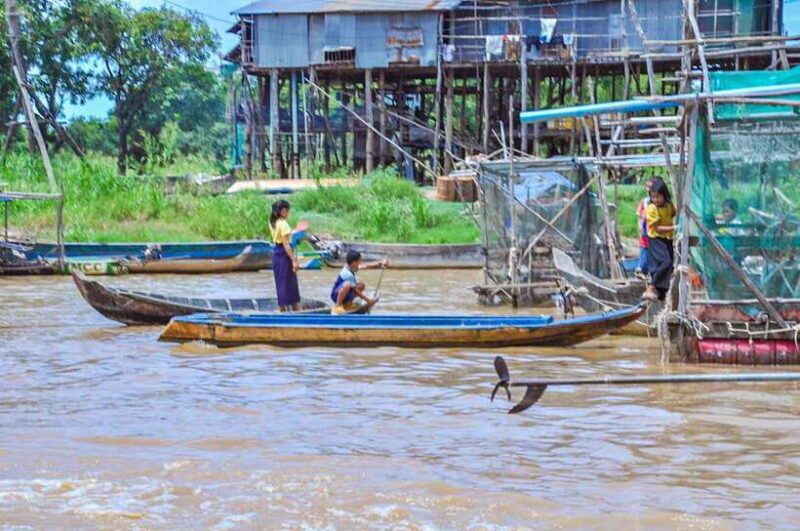 Siem Reap: Floating Village and Sunset Private Boat Tour - Authenticity and Insights from Reviewers