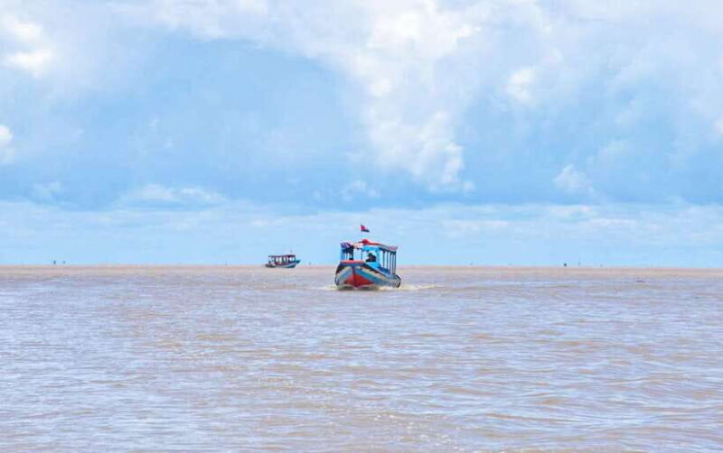 Siem Reap: Floating Village and Sunset Private Boat Tour - Who Should Consider This Tour?