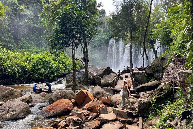 Siem Reap Kulen Mountain Waterfall Tour and Picnic lunch - What Travelers Are Saying