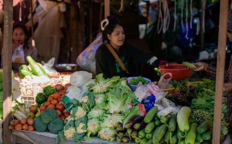 Siem Reap: Night Market Street Food Tour with Dinner - Key Points