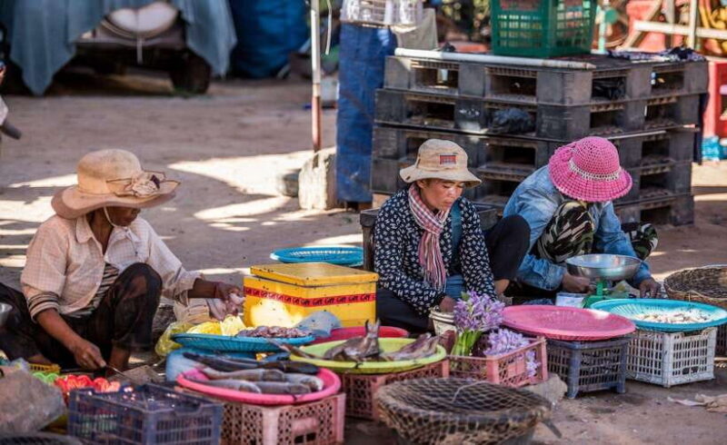 Siem Reap: Night Market Street Food Tour with Dinner - Authentic Experiences and Honest Insights