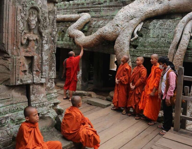 Siem Reap: Personalised Angkor Wat (Sunrise) Tour by Tuk-Tuk - Insights from Reviews