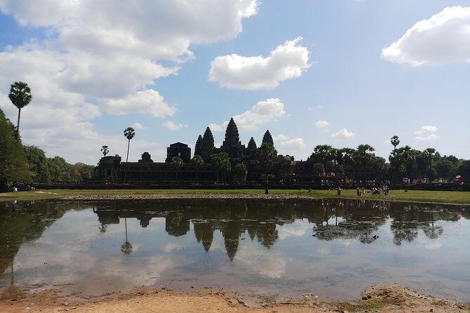 Siem Reap Private One-Way Airport Transfer - The Authentic Touch