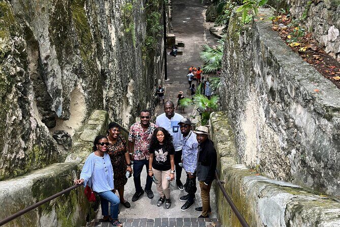 Sightseeing and Historical Adventure through Nassau - A Closer Look at the Nassau Tour Experience