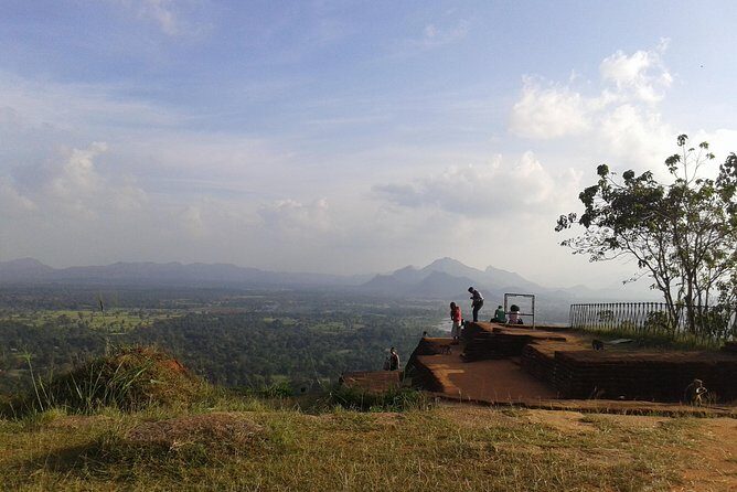 Sigiriya Day Tour - Dambulla Cave Temple - Starting the Day—Convenience and Comfort