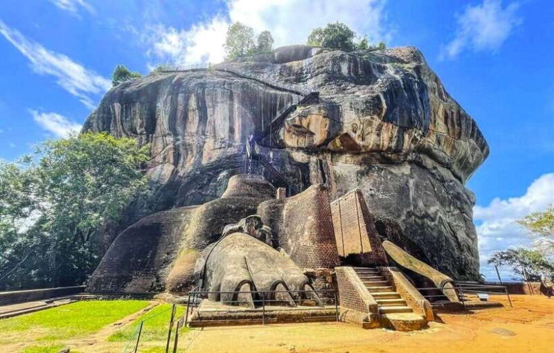 Sigiriya Fortress and Wildlife Safari from Colombo - Introduction: A Day of Culture and Nature
