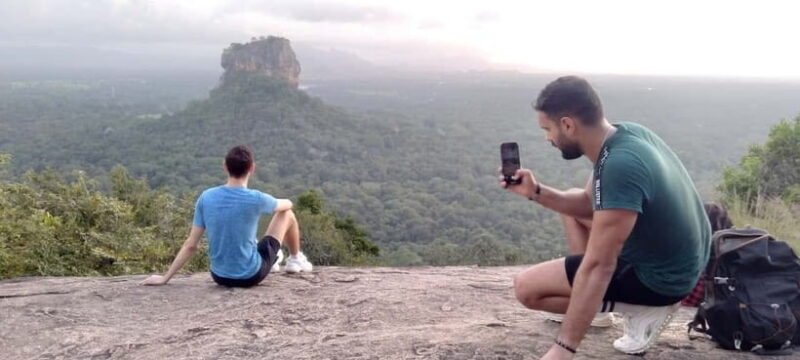 Sigiriya Lion's Rock & Dambulla Golden Cave Temple Trip - FAQ