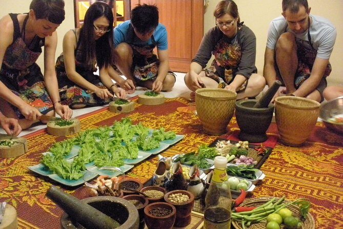 Silom Thai Cooking Experience with Market Visit - Key Points