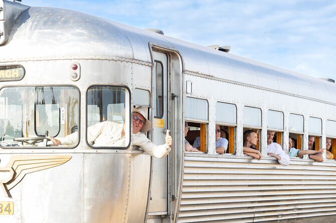 Silver-Tails Rail Sunset With Smithy's Dinner and Show - An In-Depth Look at the Tour Experience