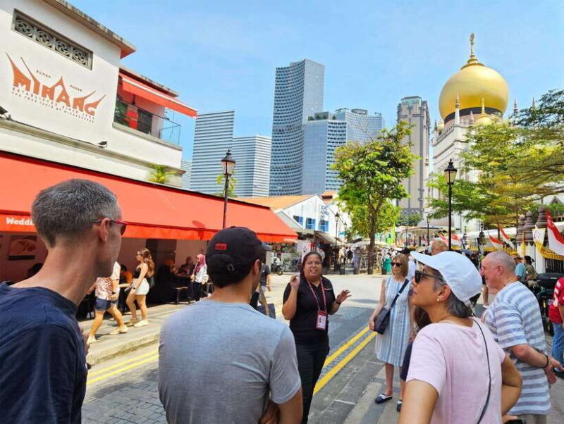 Singapore: Chinatown and Little India Guided Walking Tour - Chinatown: The Heart of Singapore’s Chinese Community