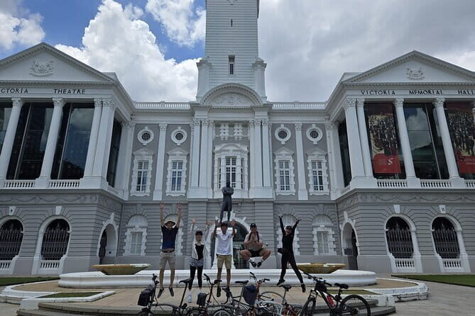 Singapore Cycling Tour - Rail Corridor to Civic District - A Glimpse of Colonial and Modern Architecture