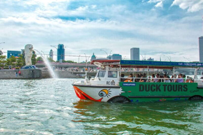Singapore: Guided City Tour by Amphibious Duck Boat - The Experience: Land and Sea Adventure