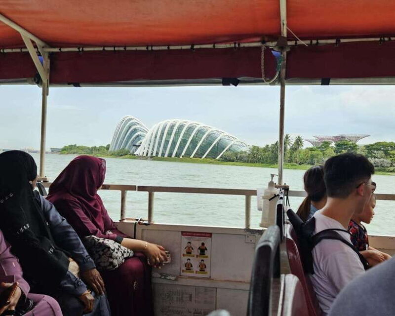 Singapore: Guided City Tour by Amphibious Duck Boat - Who Should Consider This Tour?