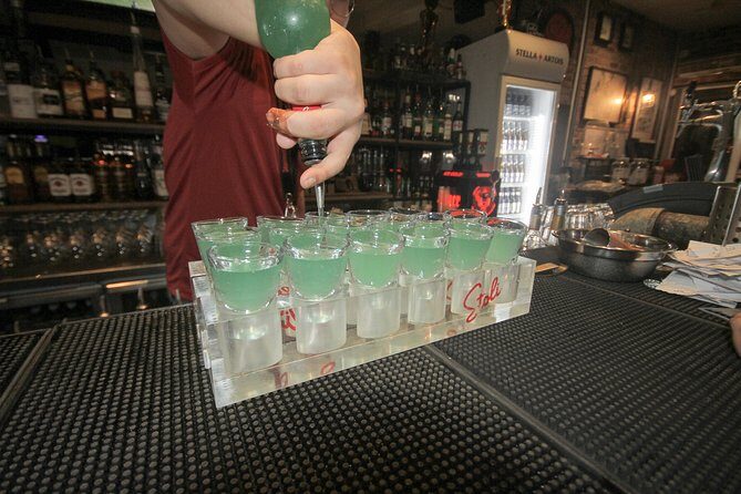 Singapore Pub Crawl - What’s Included and What’s Not