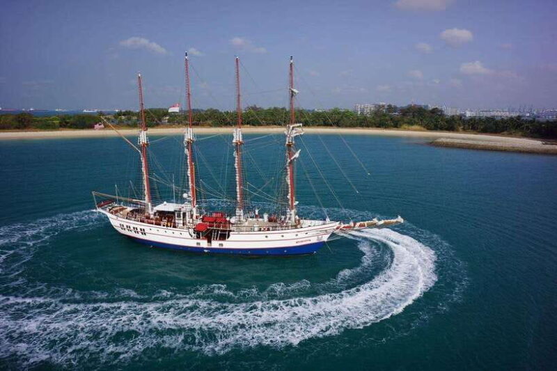 Singapore: Sunset Tall Ship Cruise with 4-Course Meal - The Food and Drink: A Culinary Highlight