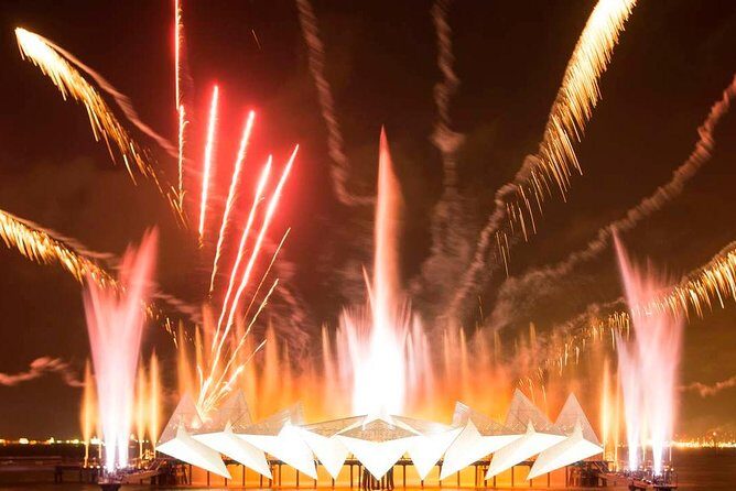 Singapore: Wings of Time Fireworks Symphony - Who Will Love This Experience?