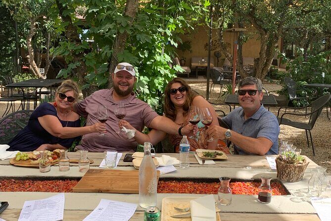 Sip and savor award winning Yakima Valley wines. - Discover Yakima Valley Wines with a Guided Tour from Seattle